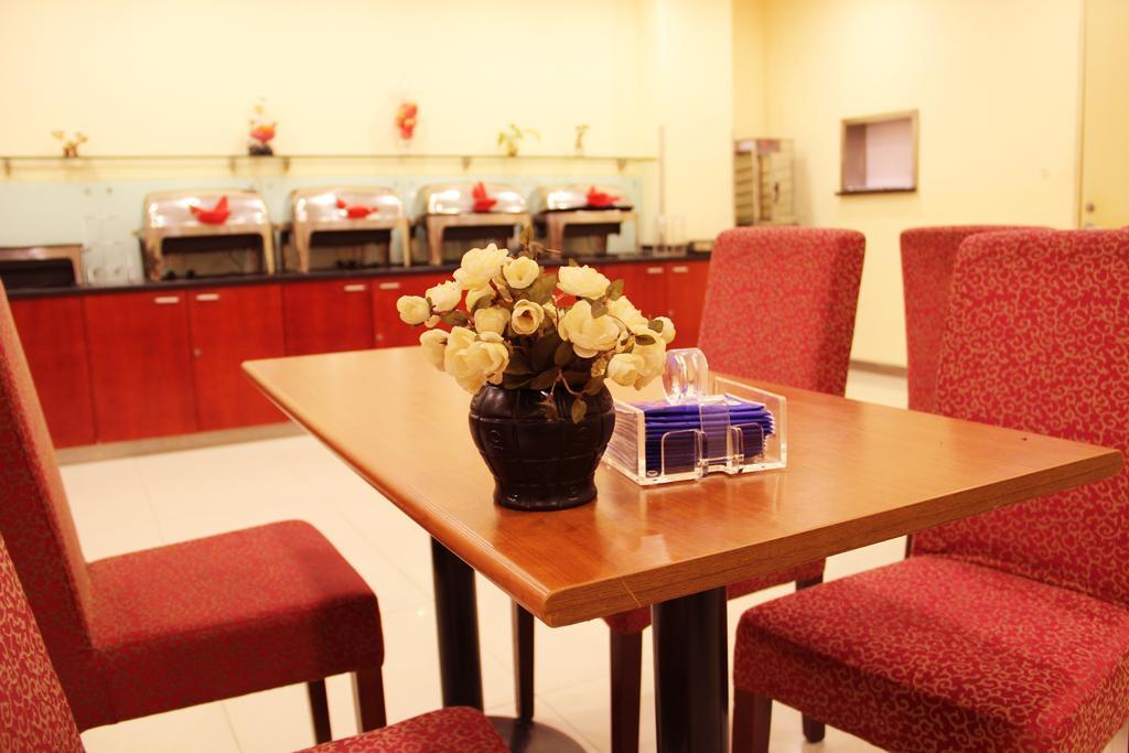 Hanting Hotel Shenyang Zhongshan Square Ngoại thất bức ảnh